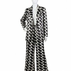 Elloquii Black & White Geometric Pantsuit - Tailored Blazer & Flared Trousers 18